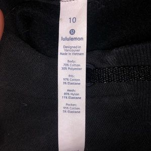 black lululemon hoodie